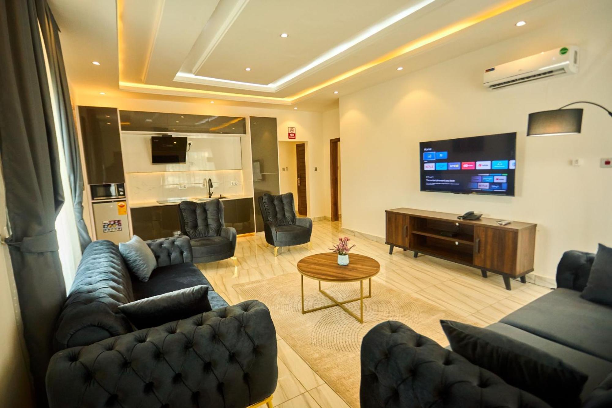 Aiden Homes And Apartments Hotel Koforidua Exteriér fotografie