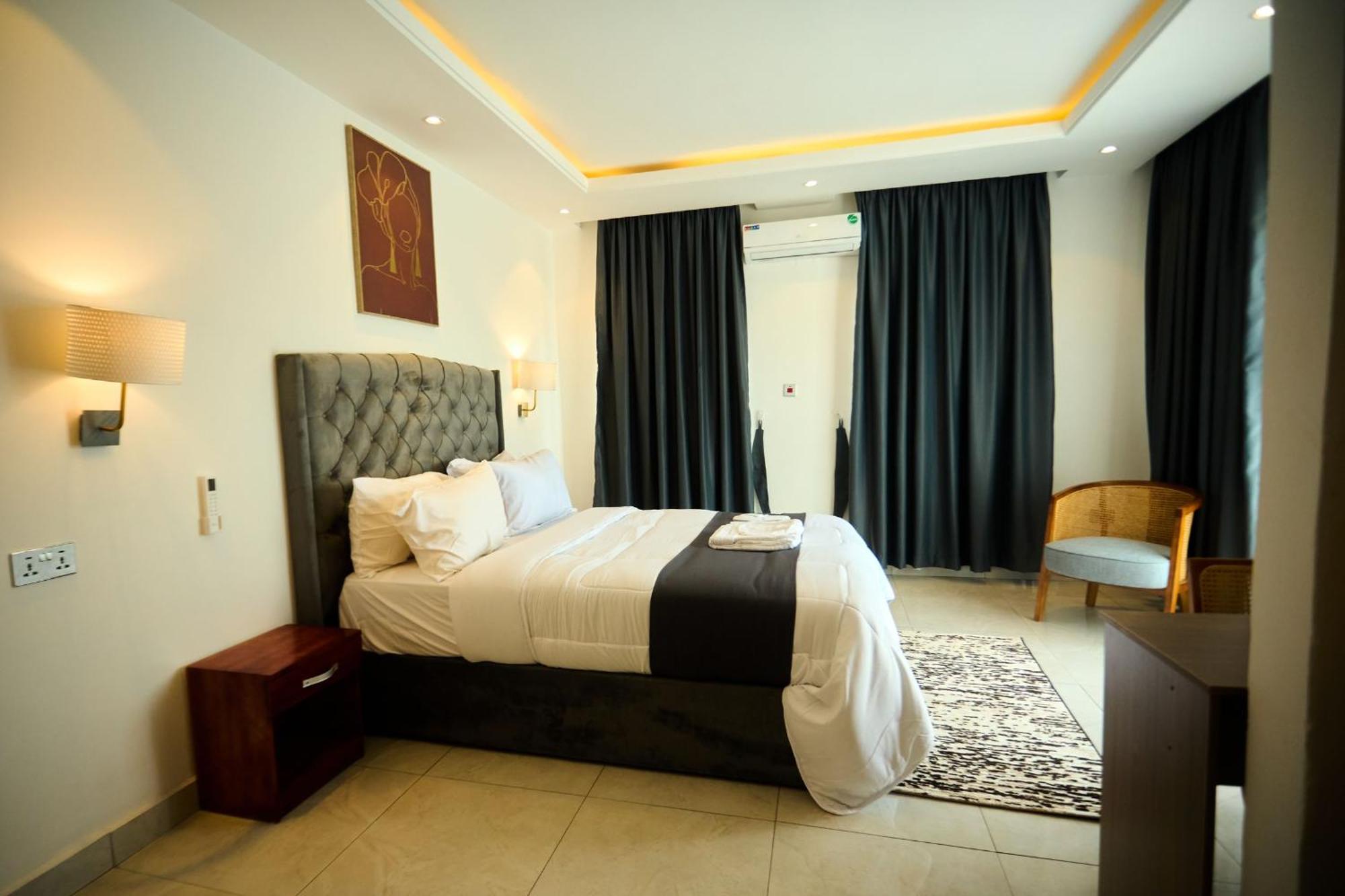 Aiden Homes And Apartments Hotel Koforidua Exteriér fotografie