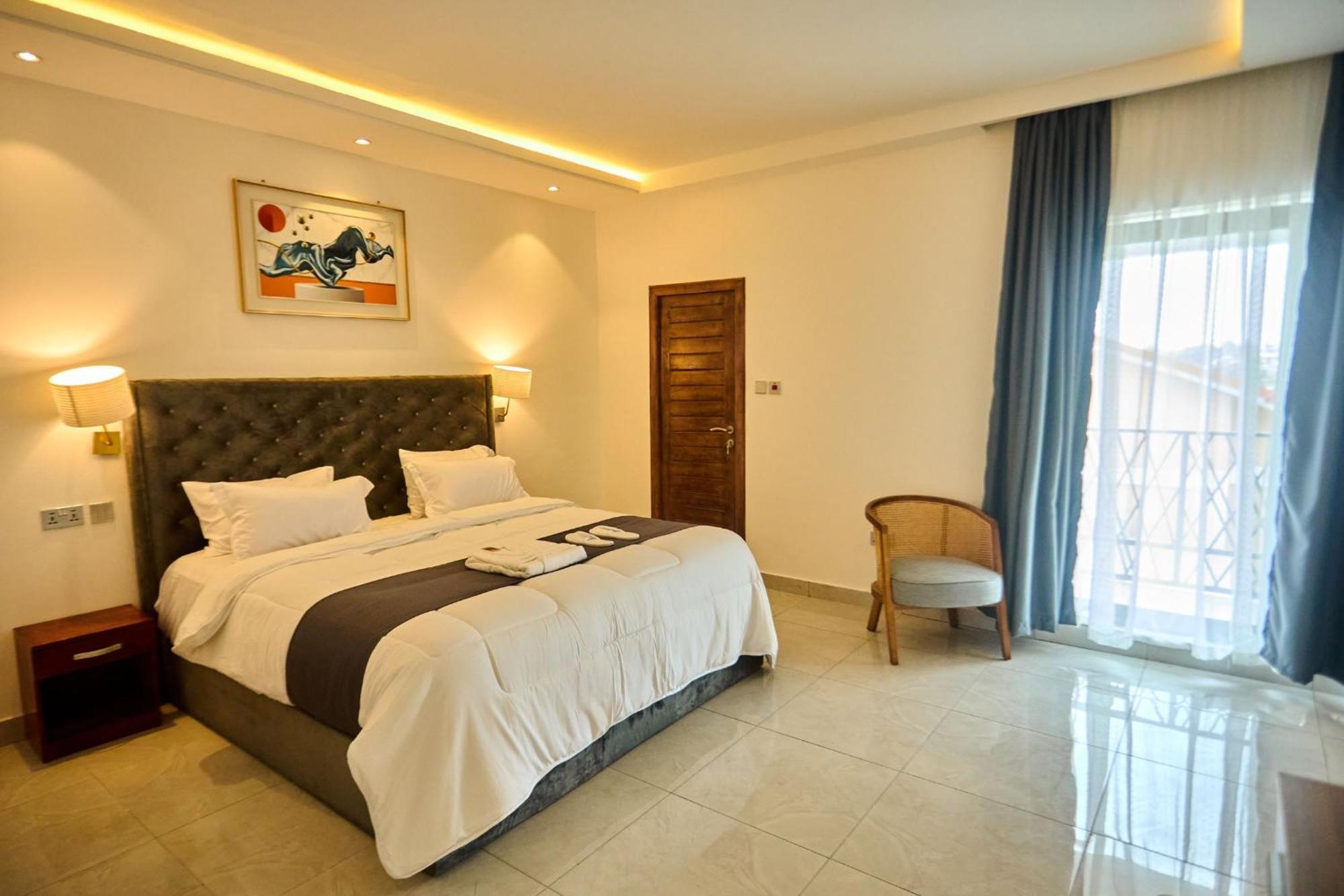 Aiden Homes And Apartments Hotel Koforidua Exteriér fotografie