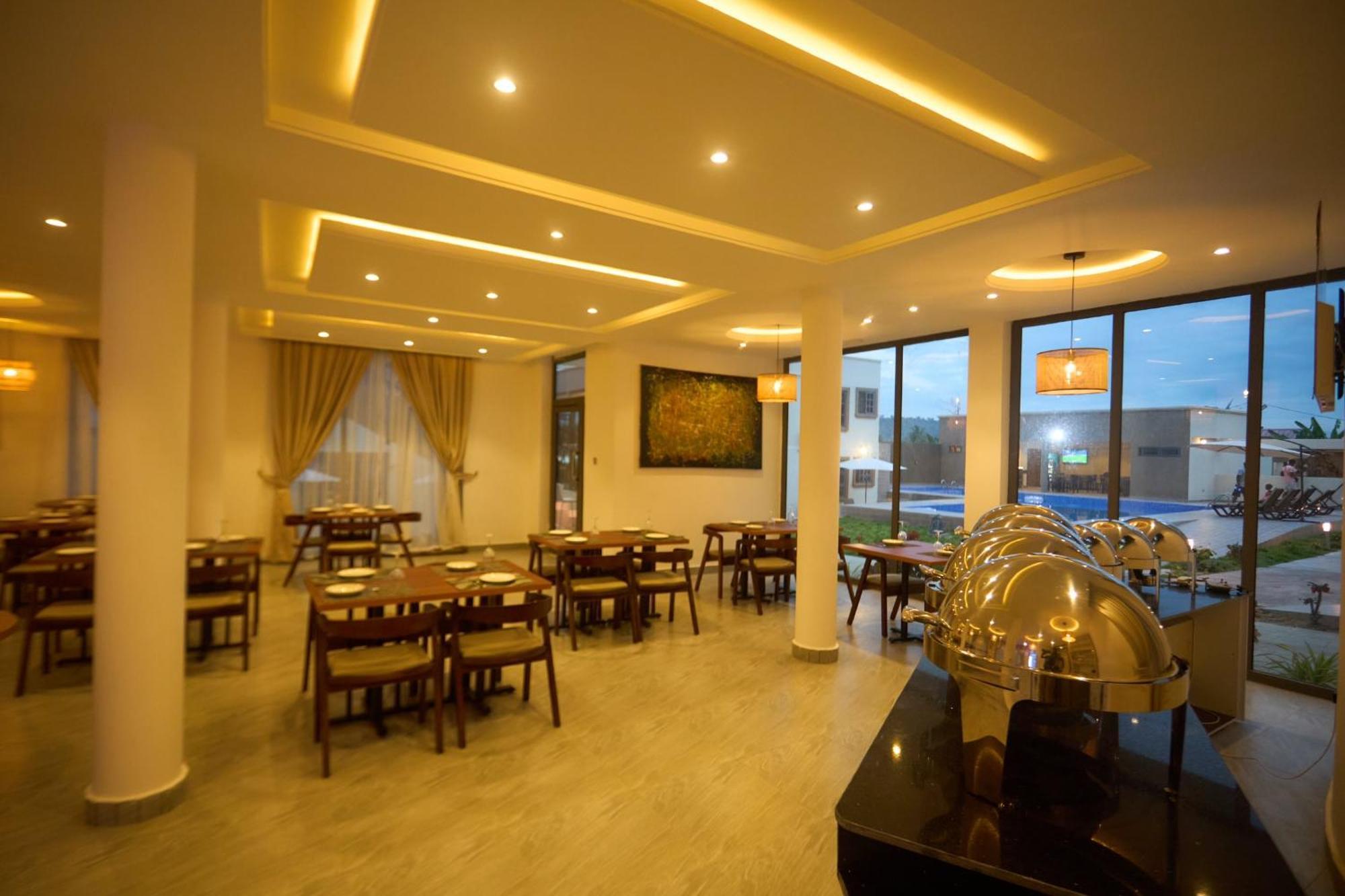 Aiden Homes And Apartments Hotel Koforidua Exteriér fotografie