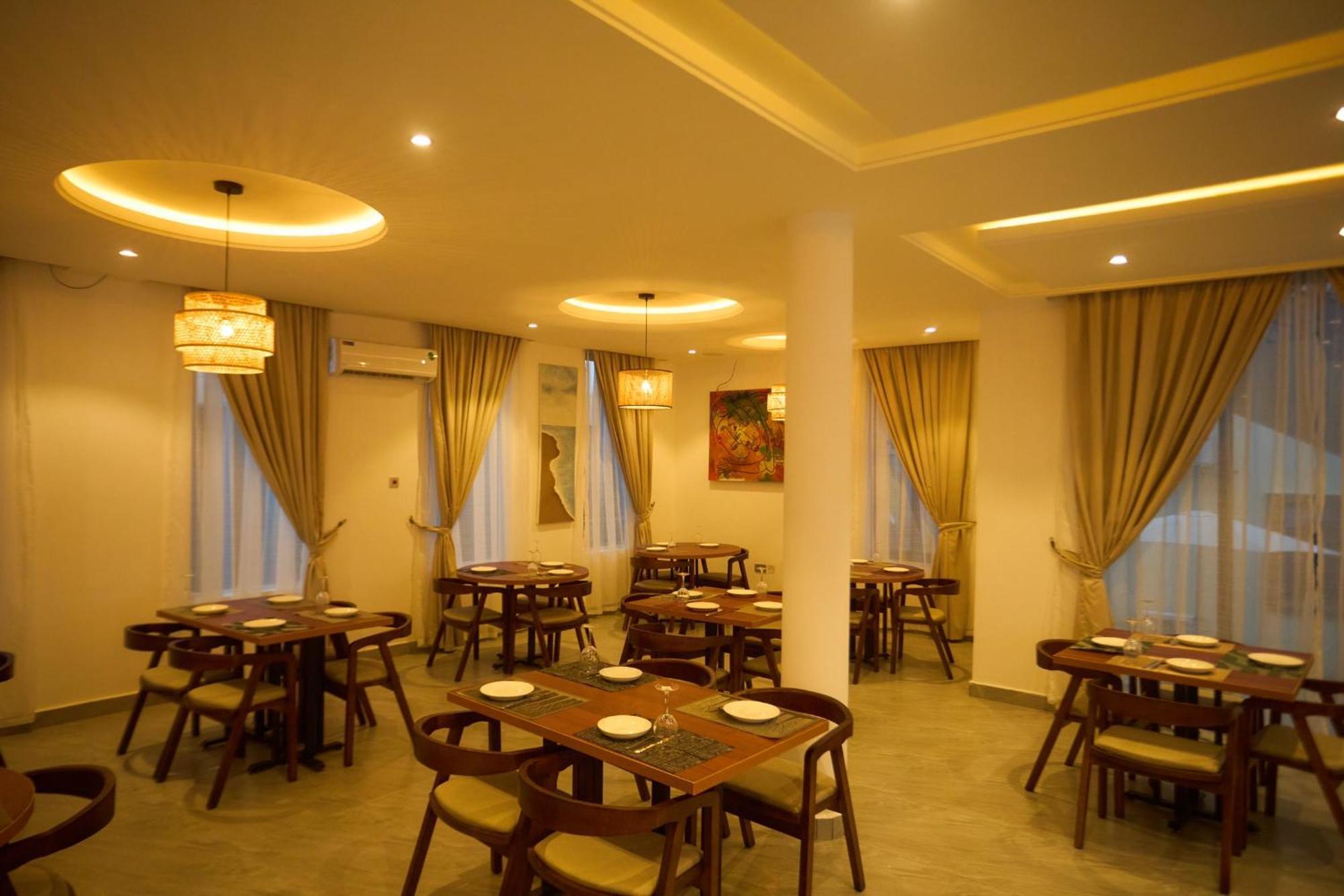 Aiden Homes And Apartments Hotel Koforidua Exteriér fotografie