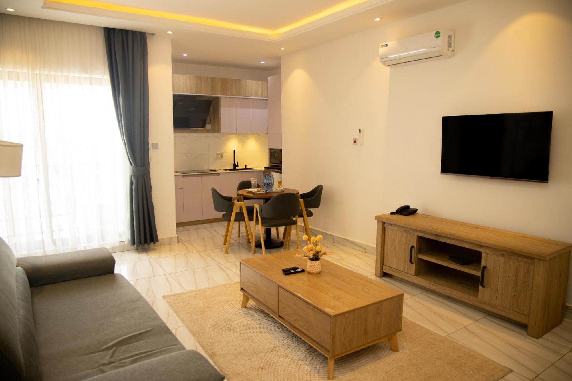 Aiden Homes And Apartments Hotel Koforidua Exteriér fotografie