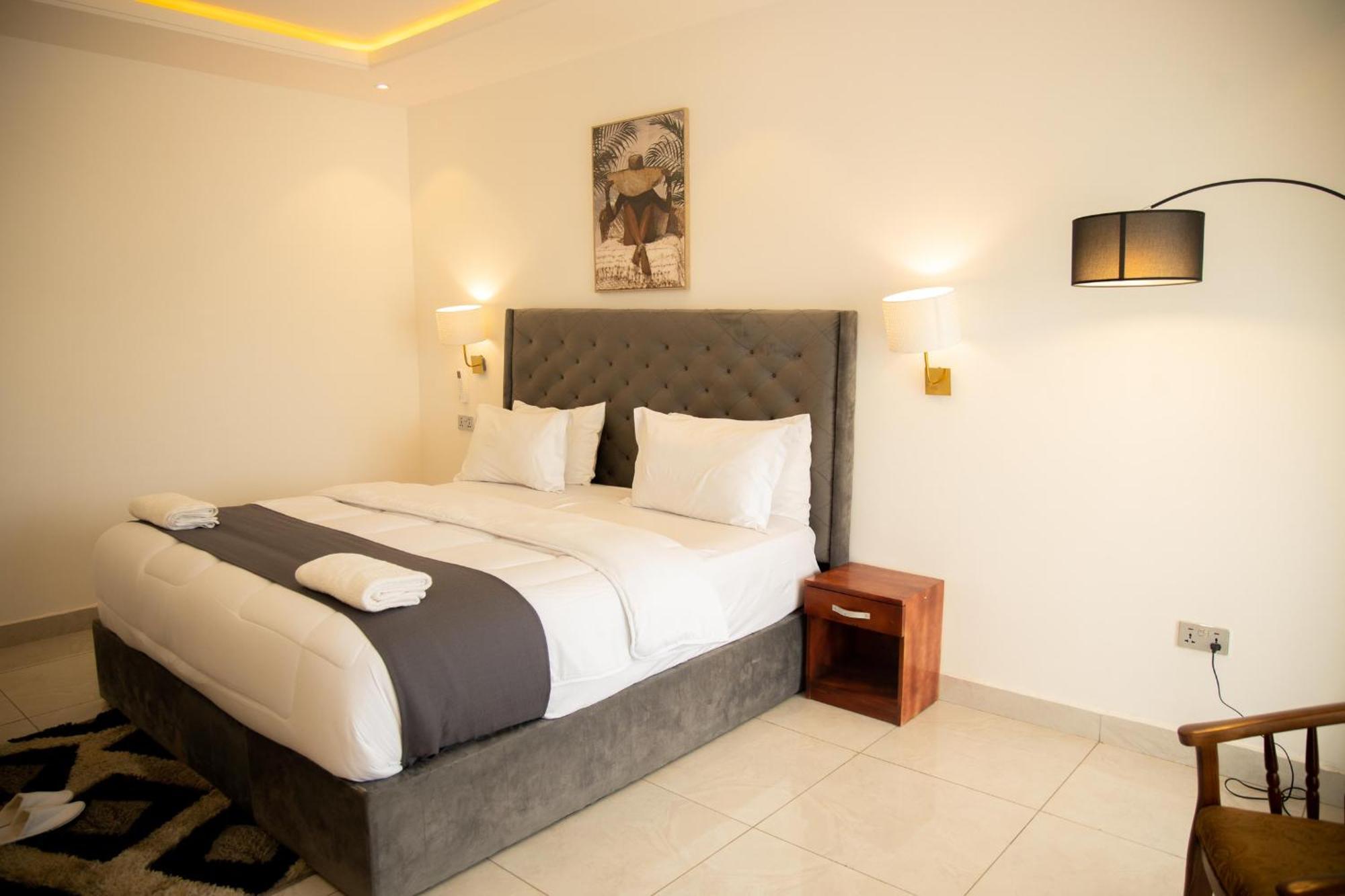 Aiden Homes And Apartments Hotel Koforidua Exteriér fotografie