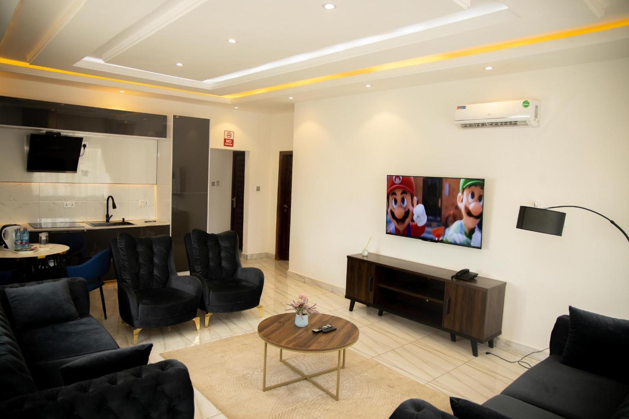 Aiden Homes And Apartments Hotel Koforidua Exteriér fotografie